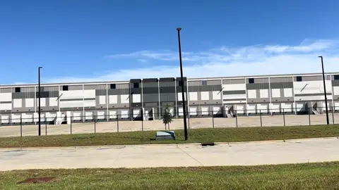 Accapella #trucking #truckersoftiktok #otr #shipper #backingupatrailer 