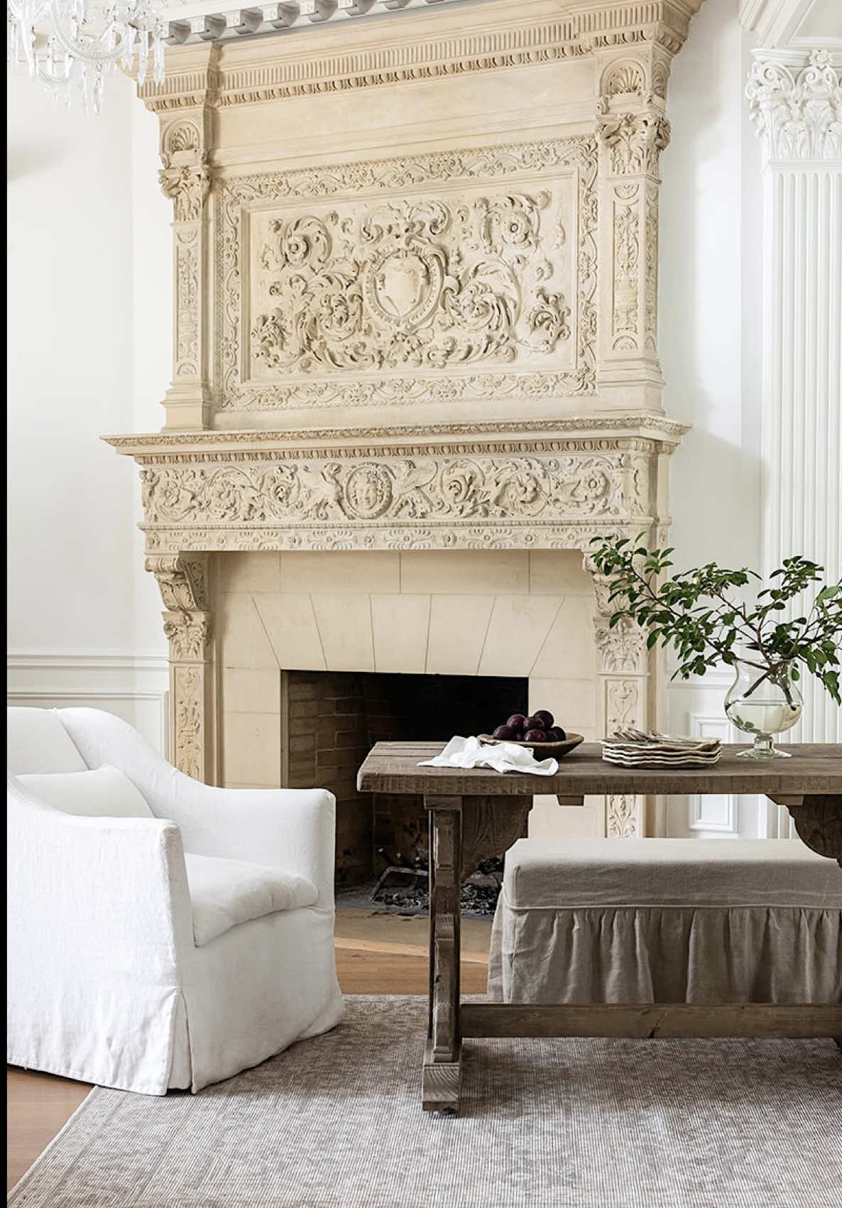 Something happy 🥹 A little house tour just for you. Let me know if you want a full tour of more completed spaces soon 🤍 #housetour #Home #design #interiordesign #sabrinacarpenter 