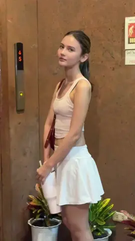 After a whole day of catching up with school work,some Pilates time for me👌😊            👗 Just G Philippines #kayladavies #fblifestyle #Pilates #loveyourselffirst 