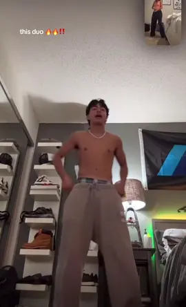 that dance 🫶🏻🗣️@Malachi Barton @Kamri Peterson @ilovewatermelongum_ #fyp #foryoupage #malachibarton #duo #paratii 