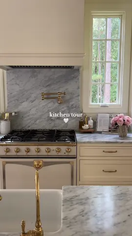 A little tour of my deam kitchen 🥰