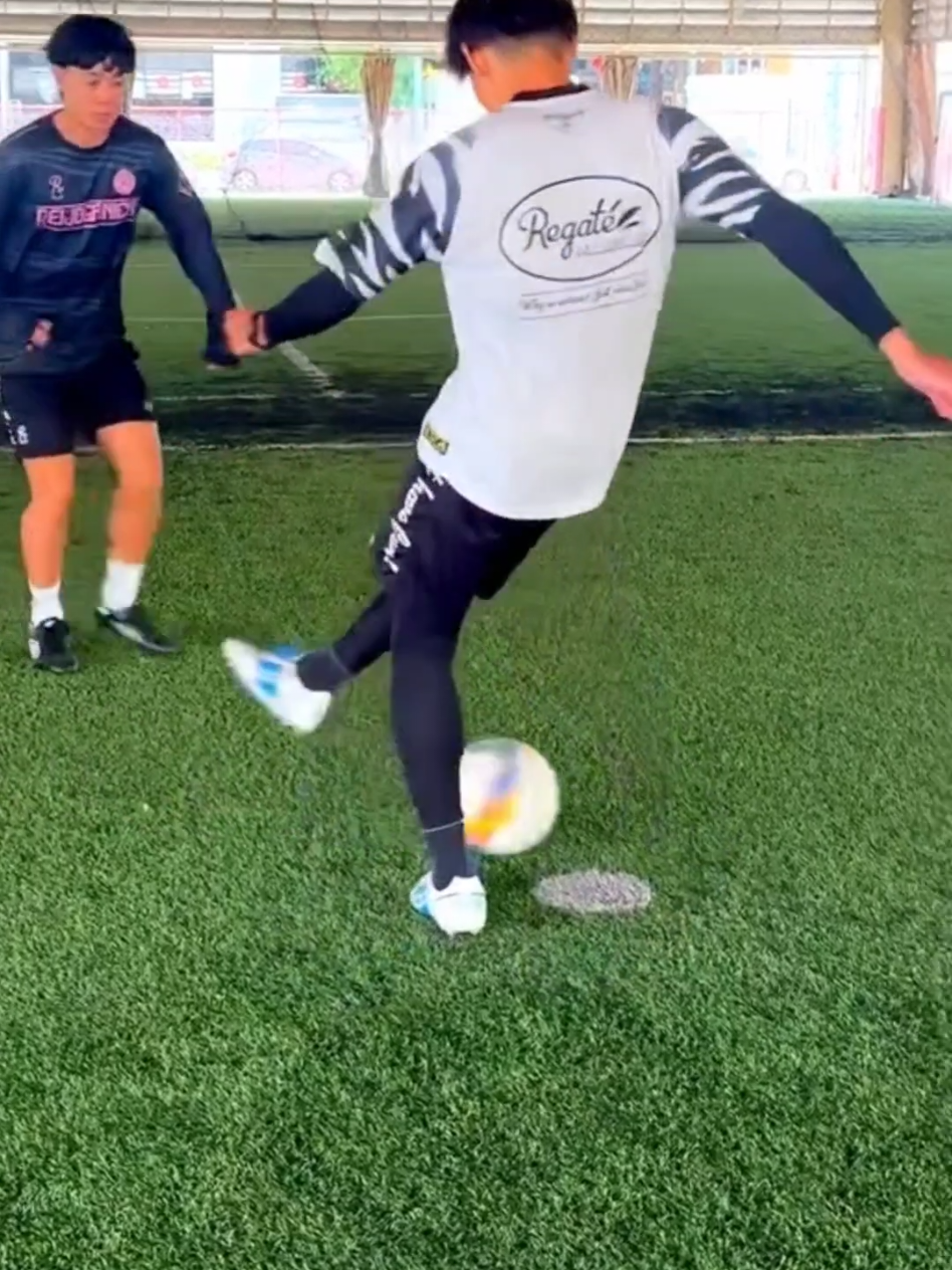 Sub Zero Skill ⚽🥶 Trap 🪤 Tutorial #skills #football #danielauthur10 