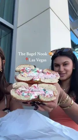 trying BAGEL NOOK 🥯✨ #bagelnook #bagels #mukbang #foodreview 