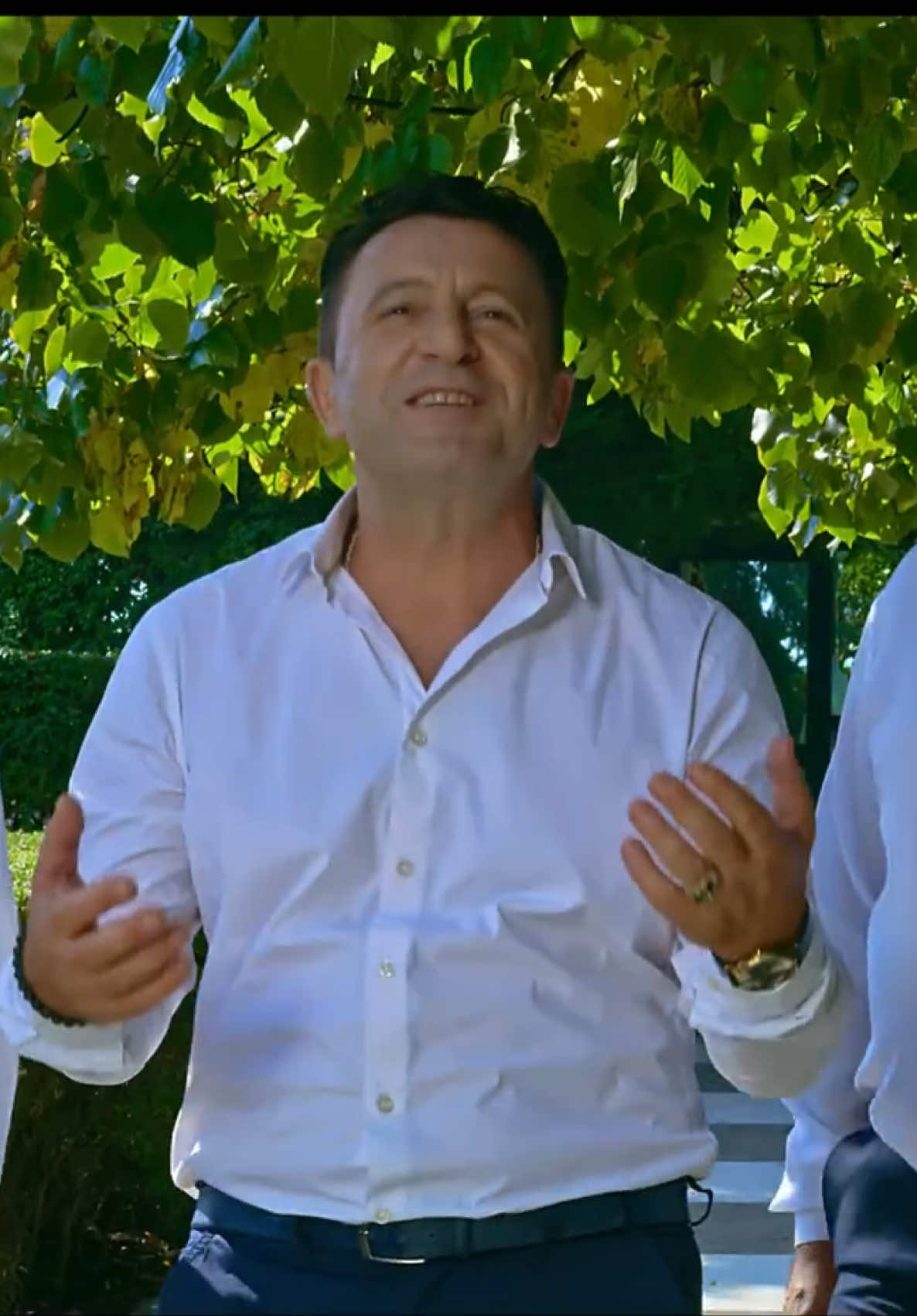 Te shkallët në KuzBaba 🎵 #LartEPoshtëNeSkelë #yllibaka #viralsound #tiktoktrend #goviralalbania 