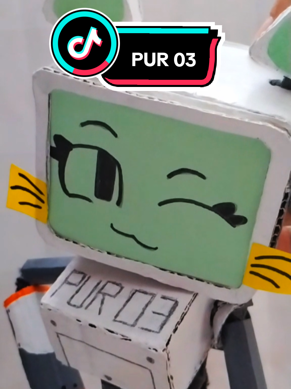 les presento está creación y nuevo personaje inspirada en @FUCH!  #paratii #fypシ゚ #robot #fyp #creation 