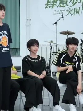 : em Bo nhoi nhoi vô tri 😆 . #duonghambac #yanghanbo #duonghambac_yanghanbo_杨涵博 #yanghanbo_杨涵博 