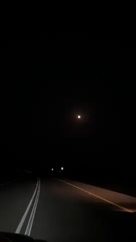 staring at the moon feeling infinite✨#fyp #foryoupage #explore #foryou 