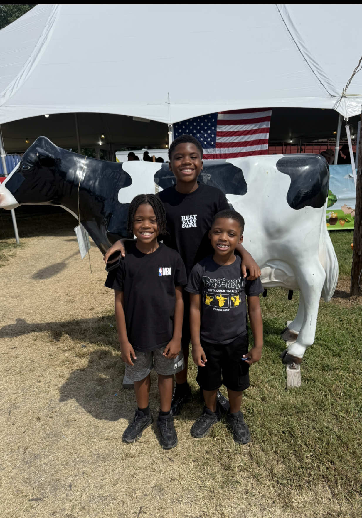 Is the fair coming to a town/county near ? Whats your favorite part of the fair? I love trying the different types of food 🤤 #FamilyFun #familyof5 #momof3boys #fairseason #fairrides 