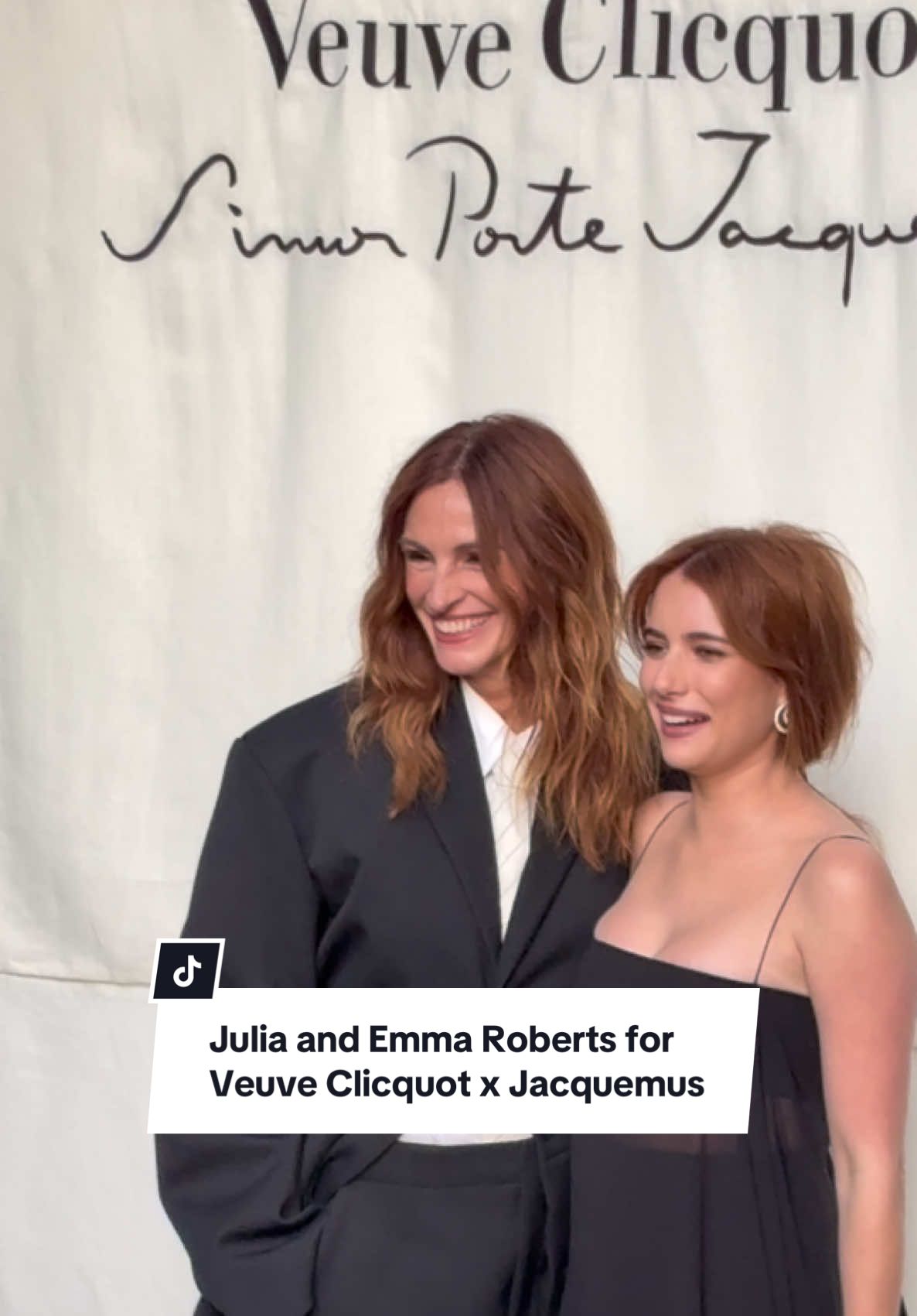 A Roberts family reunion for @Jacquemus x #VeuveClicquot #nyfw #juliaroberts #emmaroberts 