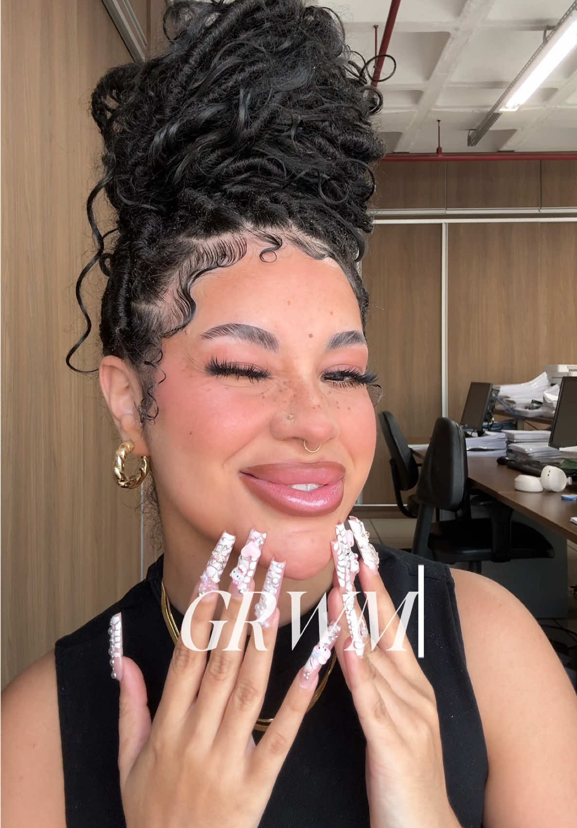 make no escritório ✨💫🫶🏼 #grwm #makeup #maquiagem 