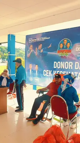 Masih dalam Rangkaian Kegiatan HUT Partai Demokrat ke 24, DPC Partai Demokrat Kab. Pacitan bersama Perempuan Demokrat Republik Indonesia (PDRI) Kab. Pacitan melaksanakan Cek Kesehatan Gratis dan Donor Darah di Alun Alun Pacitan pada Minggu, 7 September 2025. #demokrat24 #indratanurbayuaji #demokratpacitan #demokratjatim #MenkoAHY #Pdemokrat 