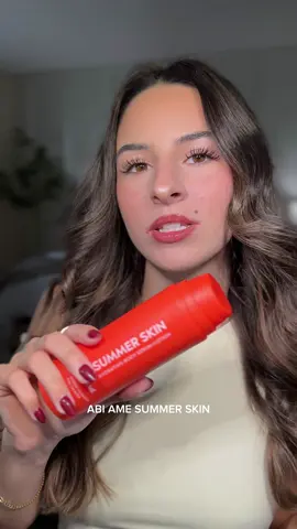 I won’t stop talking about this until every girl knows how good it is👏🏼✨ @ABI AMÉ #abiame #abiamesummerskin #summerskinlotion #creatersearchingsight #tiktokshopcreatorpicks 