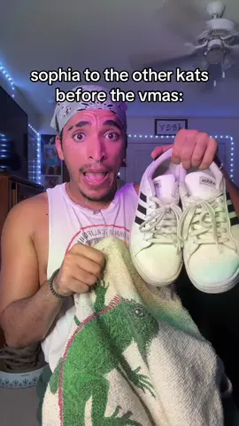 sophia the purse #katseye #katseye_sophia #vmas #gnarly #eyekons 