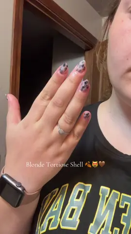 Inspo by @Alyssa Knudsen 😻😻😻 #fallnails #nailinspo #tortoiseshell #blondetortoiseshell #nails #nailsathome #fallnailinspo #fypシ #trending 