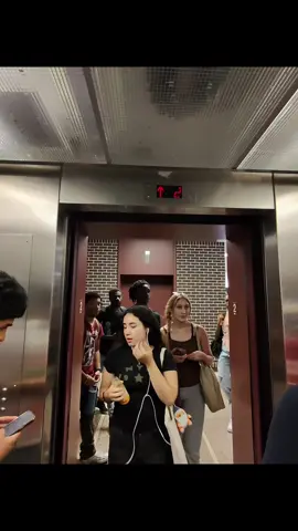 Bakudeku in the elevator  #bakudeku #mha #elevator 