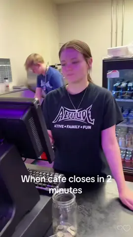 When you ordering at closing time 😂😎🥰#foryou #funnymoments #funnyvideos #drama #work 