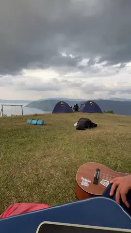Pulang kondangan balik rumah❎️ Pulang kondangan lanjut ngecamp✅️ #samosir #samosirindah  #campingideas #campinglife  #sipiraonanrunggu @Batgirl @tinaaaaaaa🌸 