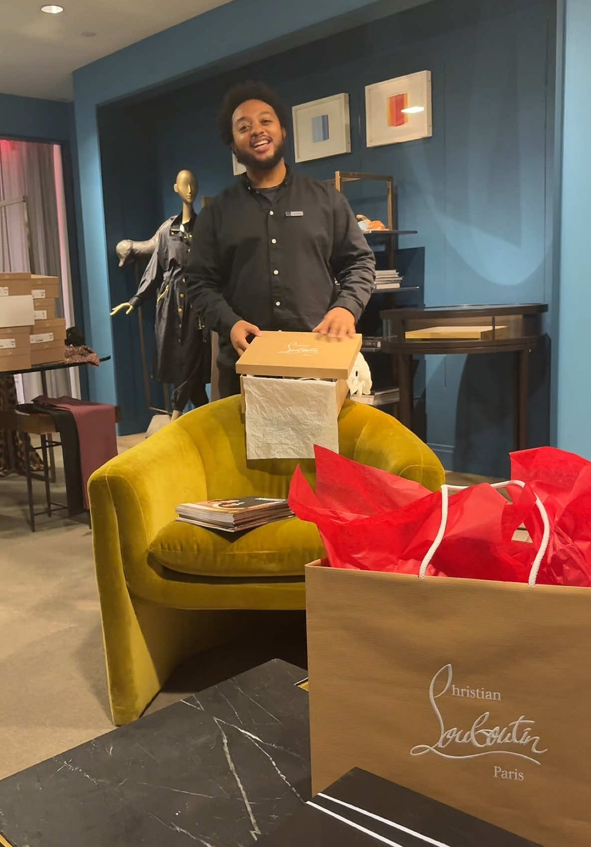 Heel Shopping time 👠 #heels #shopping #redbottoms #zendaya 