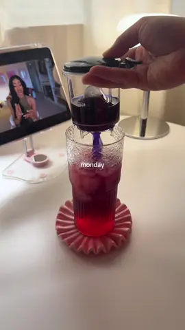 tea tastes better when the process feels like self care 💌🫖 #tea #healthy #lockin #weightloss #healthylifestyle   