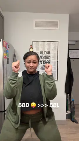 me and my sista @MookaBabyy made what we call the BBD (buzzball, beatbox & don julio) 🤣 a time was had imma say that! #bbl #bbd #bublcocktailshot #beatbox #nyethebrat 