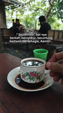 pagi sedulur..  #kopiangkringanjoss #kopihitam #storywa #kopiestetik #ngopipagi 