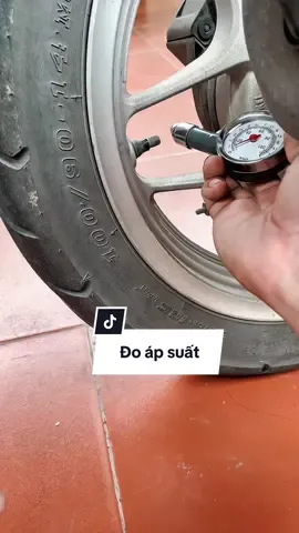 Bộ đồng hồ đo áp suất lốp ô tô xe máy tiện dụng. #dungcudoapsuatlop #doapsuatlop 