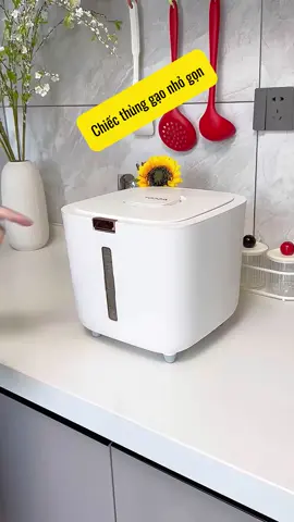 Thùng gạo có sức chứa 10 - 20Kg. #tienichgiadinh #giadung #thungdunggao #viral #trending 
