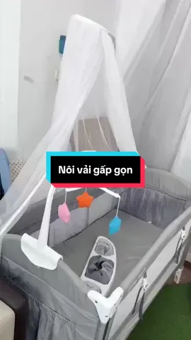 Nôi vải gấp gọn tiện lợi cho bé và ba mẹ. Đầy đủ phụ kiện màn, đồ chơi treo nôi, bán thay tã, khay đựng bỉm sữa #honanife #noivaidanang #noivaigapgon #noicuichobe #noicuigapgon 