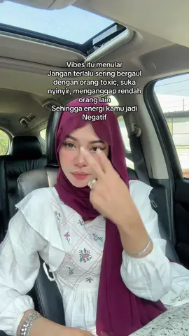 Bergaul hrus milih ya jgn sampai energi negatif jadi menular ke diri kamu #negatifenergy #vibes #energi #fypviraltiktok🖤シ゚☆♡ #fyppp 