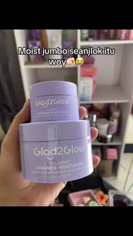 #glad2glow 