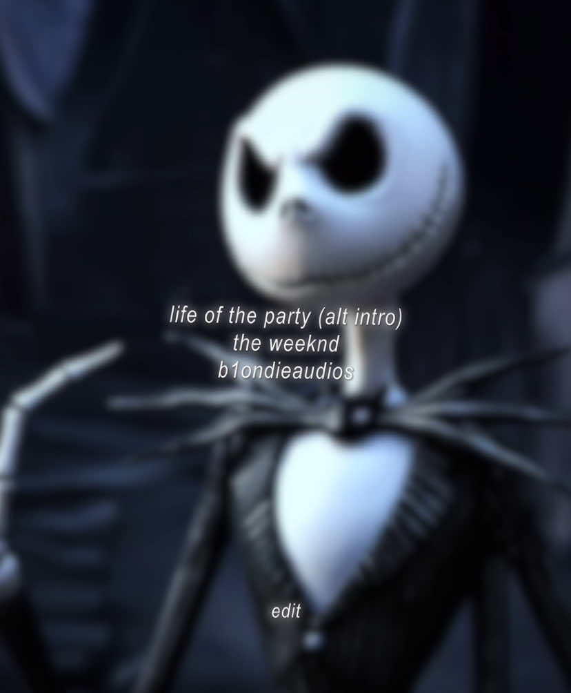 pls give creds if you use this 🎵 life of the party (slowed + alternate intro) - the weeknd | #audios #editaudios #trendingaudio #transition #halloween | “take that step, you’re the life of the party” 