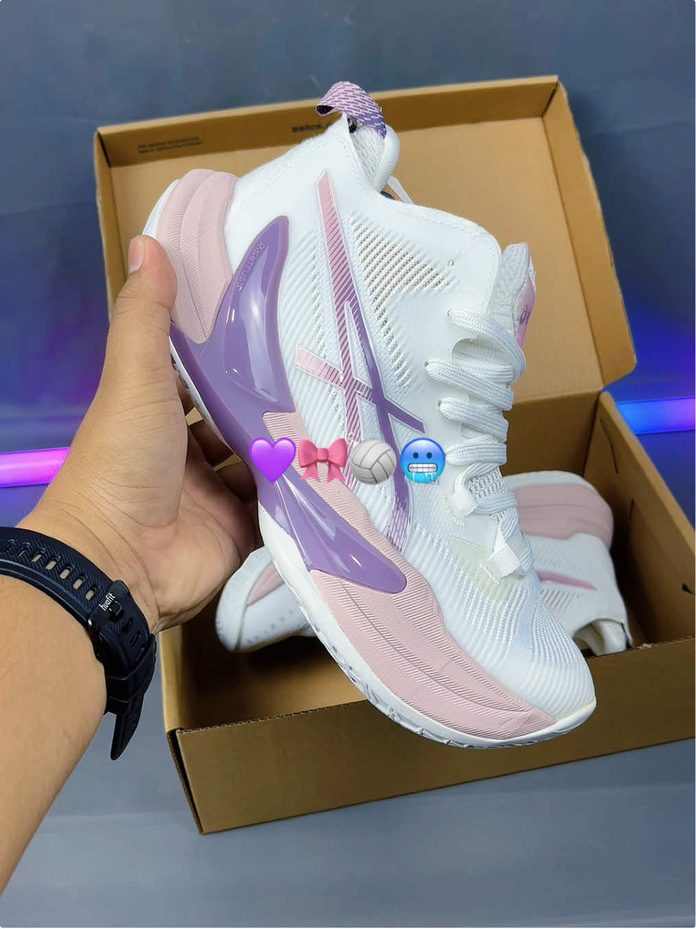 Yakin nih secakep ini ga ambil🥶 #asicsshoes #volleyballshoes #sepatuvoli #sepatuolahraga #tarkamvoli #voliindonesia #volleyball #volleyballworld 