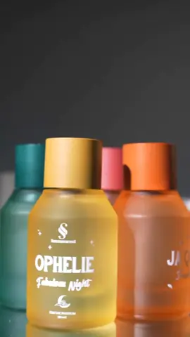 Parfum Summerscent 35ml & 50ml tersedia beberapa varian: • Zoe. • Ja Quiline. • Ophelie. • Celyn. Stock terbatas ayok buruan cek out keranjang kuning ada special discount up to 60% 🤩, jangan sampe kehabisan! 🥳 Happy shopping 🥰🤗 #parfum #summerscent  #chemtechindonesia