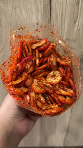 🌶️ Seblak kerupuk bawang dari diseblakin.id bikin nagih banget! Pedasnya nampol, gurihnya pas, sekali coba langsung auto repeat 😋🔥 #diseblakinid #kerupukseblak #asmr 