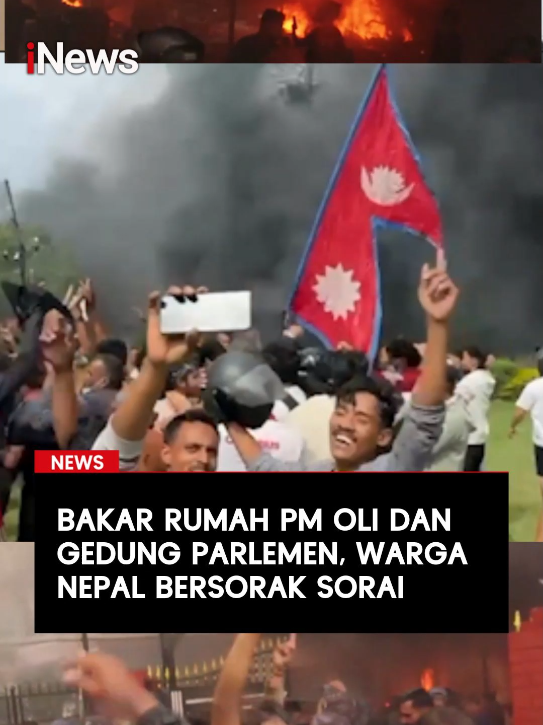 Gelombang demonstrasi besar-besaran yang digerakkan oleh generasi muda, khususnya Gen Z, mengguncang Nepal pada Selasa (9/9), berujung pada kekacauan luas dan aksi kekerasan yang mengejutkan. Rumah pejabat tinggi negara menjadi sasaran pembakaran dan amukan massa. Tak terkecuali rumah Perdana Menteri Nepal KP Sharma Oli hinggas gedung parlemen.  Warga Nepal nampak membawa bendera dan genderang bersorak-sorai bahagia dengan latar belakang api yang membara. Gelombang demonstrasi ini adalah hasil kalkulasi kemarahan massa atas korupsi yang merajalela dan pembungkaman kritik di media sosial oleh pemerintah Nepal.  Baca selengkapnya di sini:  https://pemalang.inews.id/read/635359/nepal-membara-gelombang-demonstrasi-gen-z-meledak-rumah-presiden-dan-gedung-parlemen-dibakar #NepalProtests #GenZ #Demo #Internasional #Terkini #PMSharmaOli #GedungParlemen #Viral