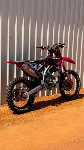 Guts seat cover!! #84films #CRF450R 