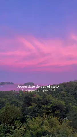 Los atardecer en Huatulco son 🔝. 💜🩷 #atardecer #atardeceres🌅 #atardeceres #cielo #cielosbonitos 