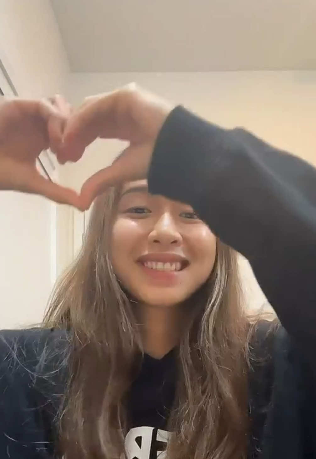 first live on TikTok 😝 missing everyone 🖤#ConSantanderConecto 