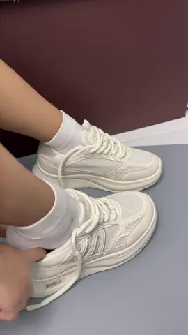 OMG! Mukhang mamahalin talaga! 💘 #fyp #shoesforwomen #chunkyshoes 