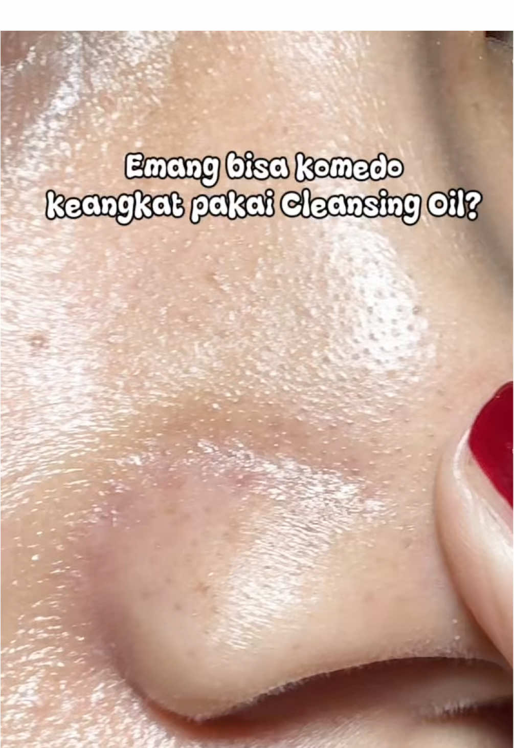 bersihin komedo pakai cleansing oil, tonton video ini sampai habis ya😍#barenblisscleansingoil #5sclearskinporesfreshwithin #BeautyTok #reviewjujur #gayaditiktok 