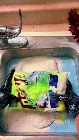 🖤 LIVE RECAP 🖤 last part 💋 was gonna tell ya another of my stories but let me tell you about how much I appreciate all of yall 🥹 the ones who take time & to like comment repost even share to their story ✨ thank you ✨ there is so many of us now in this community!!! Like I said in this live the newbies didn’t come to play baby but to support as well 👏 & they have from my view 🤍 if you a new cleantoker drop your bubbles 🫧 with your sponges 🧽 to show others you are new and hopefully you get some new followers!! 