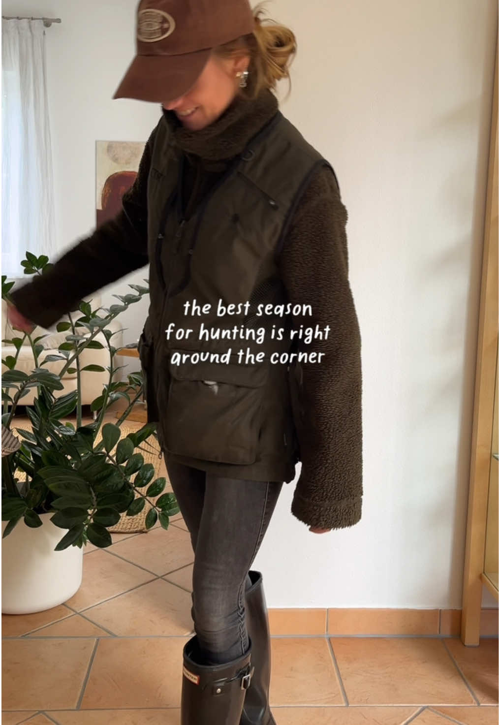 autumn, fall, hunting, rainy dog walks & cozy mornings >>>🍁🦌🕯️ #hunting #hunter #britishcountryside #englishcountryside #autumn  