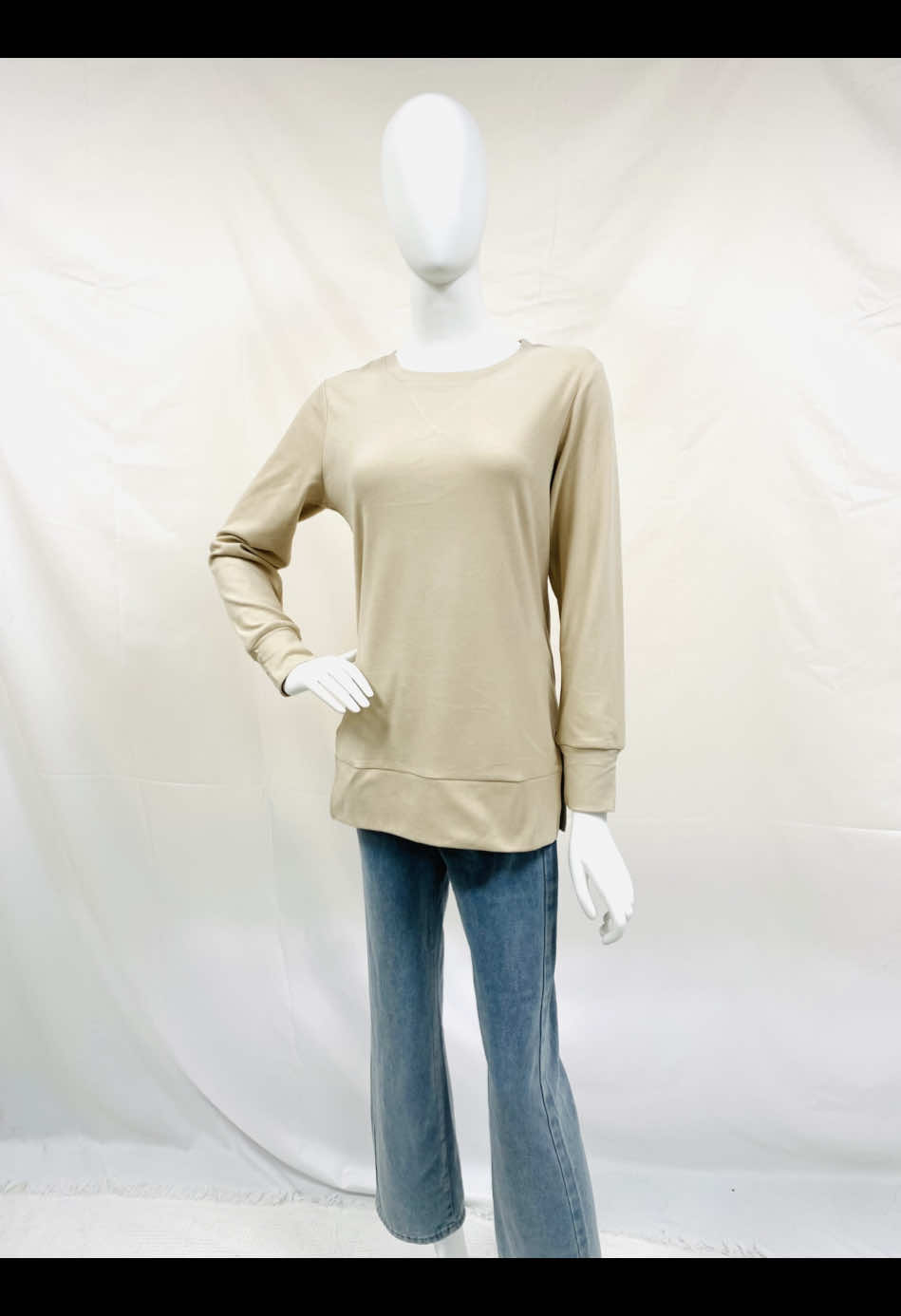 From Work to Weekend 🌟 One Sweatshirt, Endless Looks! #WIHOLL #MinimalistWardrobe #FallEssentials #OversizedTop #StyleInspo