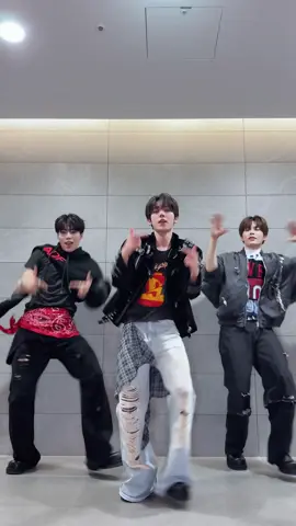 let's go🕶  #ZEROBASEONE #제로베이스원  #SUNGHANBIN #PARKGUNWOOK #HANYUJIN 