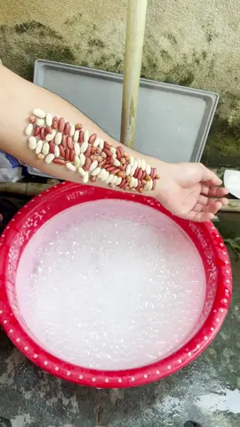 “Gives me goosebumps 😳 #asmr #satisfying #oddlysatisfying #asmrsounds #asmrvideo 
