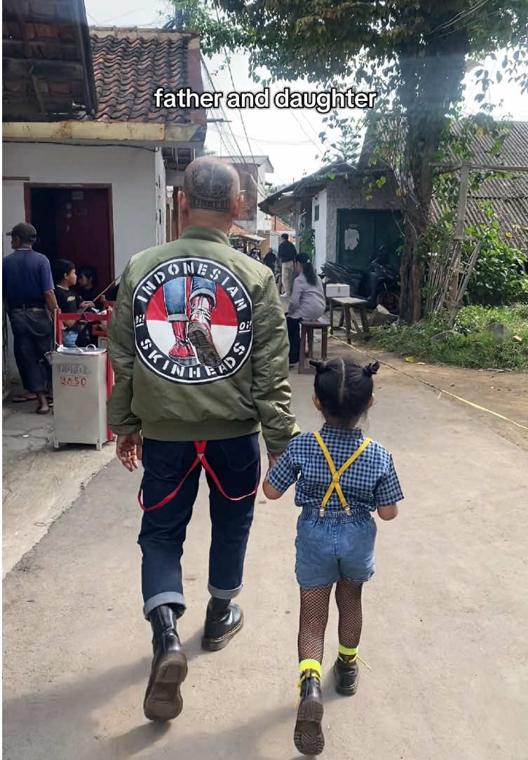 #skinheadkids #skinheadindonesia #skinheadoutfit #skinheadcrew #indonesiaskinhead  