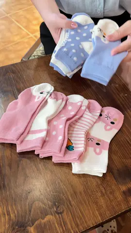 Set 5 đôi tất cao cổ dày dặn cho bé