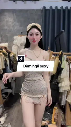 Váy ngủ sexy tôn body#vaynguquyenru #vayngucosplay #myoutfit #xuhuongtiktok 