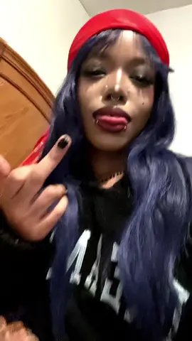 New type of bitch around here 