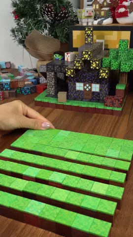 Magnetic Cube building Series~Farmhouse cabin.#buildingblocks #gifts #toysforkids #magneticblocks 